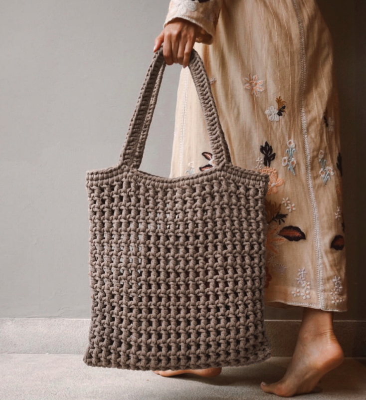 Binge Maxi Beach Tote
